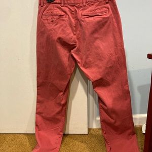 Men’s Old Navy size 30x30 salmon/pink (ish) slim pant great condition